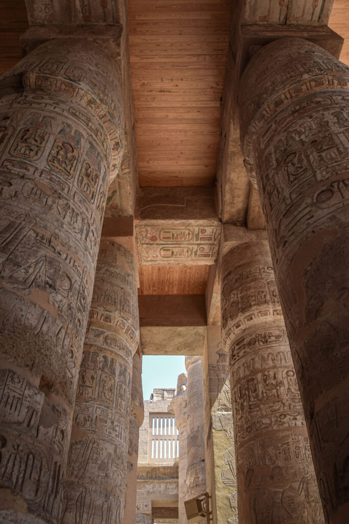 Le temple de Karnak : labyrinthe de pierres et de pouvoir